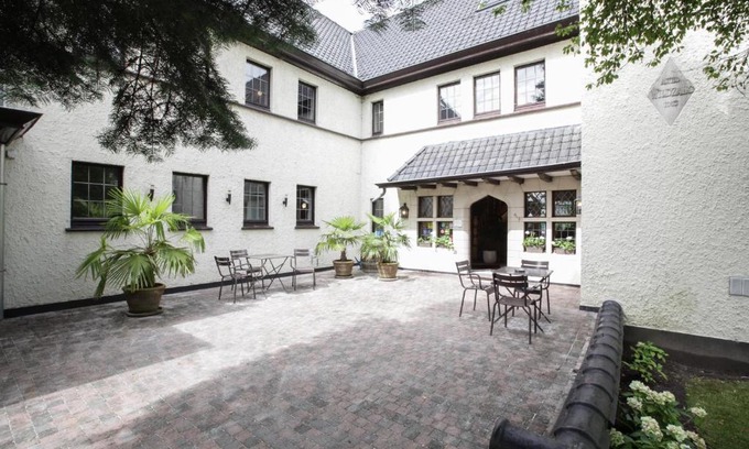 Rotsenheirweg Hotel | Hotel Lepelbed