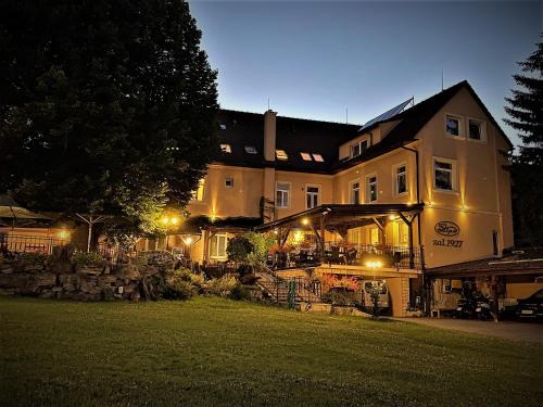 Bojnice Hotel | Hotel Lipa