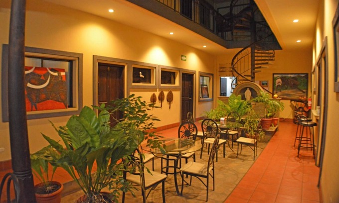 Chinandega Hotel | Hotel Los Balcones De Chinandega