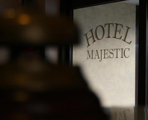 San Giuliano Milanese Hotel | Hotel Majestic