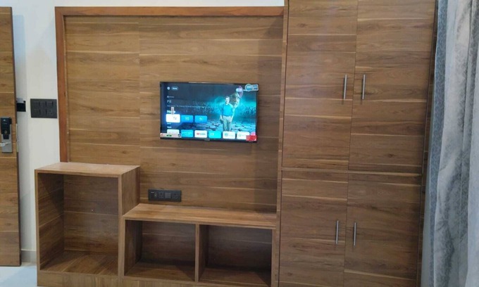 Sitapura Hotel | Hotel MB Grand