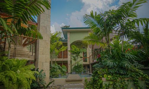 Quesada Hotel | Hotel Mi Linda Tierra