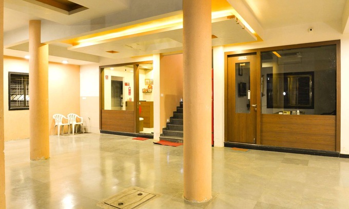Trimbak Hotel | Hotel Midtown Inn