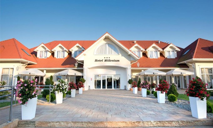 Zyrakow Hotel | Hotel Millenium
