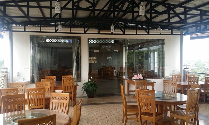 Kalay Hotel | Hotel Moe