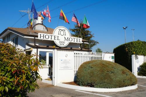 Trezzano sul Naviglio Hotel | Hotel Motel 2000