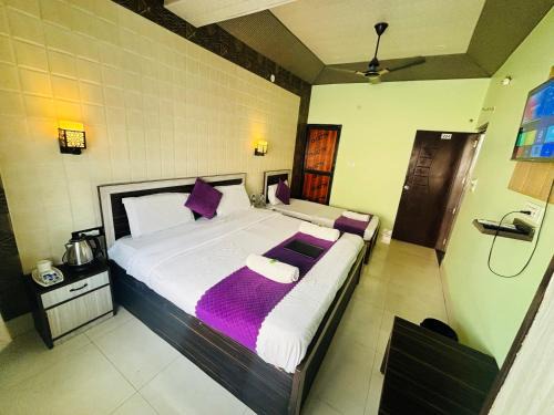 Jwalapur Hotel | Hotel Mother land near ganga ghat
