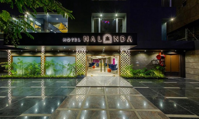 Ellis Bridge Hotel | Hotel Nalanda