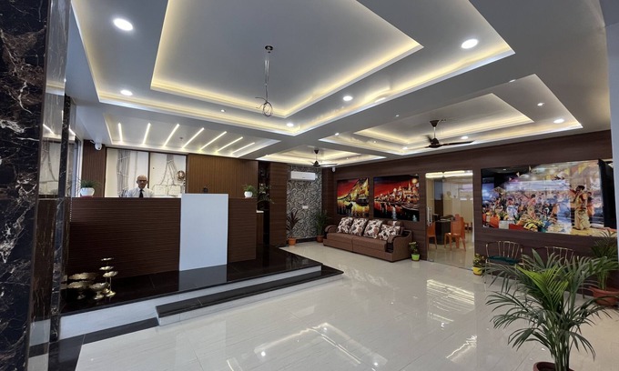 Kakarmatha Hotel | Hotel Nandini Grand