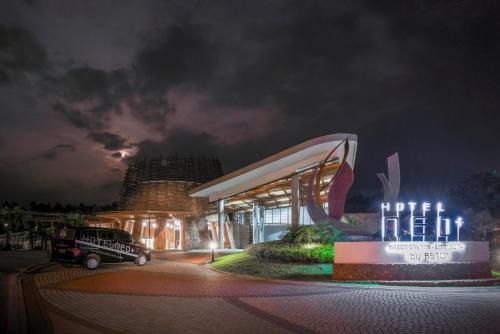Sukaraja Hotel | Hotel Neo+ Green Savana Sentul City