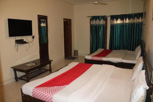 Chandigarh Hotel | HOTEL NEW APPLE ROSE Chandigarh near railway station dariya UCO bank ke pass