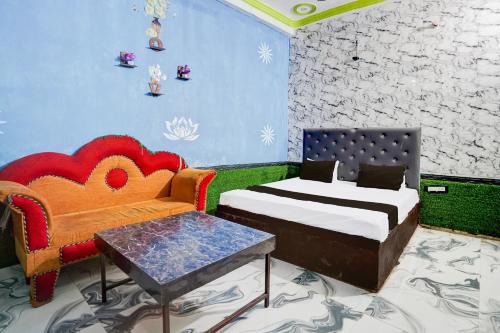 Bhongaon Hotel | Hotel O J.B. HOTEL