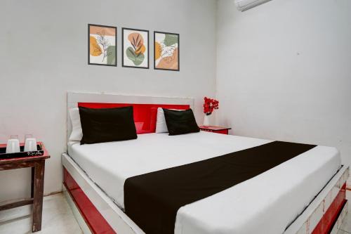 Bhongaon Hotel | Hotel O The King Heaven