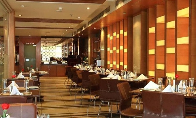 Kolkata Hotel | Hotel O2 VIP