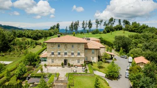 Berreaga-Mendi Hotel | Hotel Palacio Urgoiti