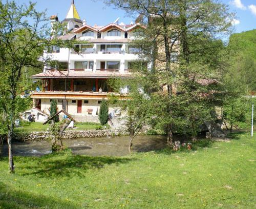 Kalofer Hotel | Hotel Paradise Place