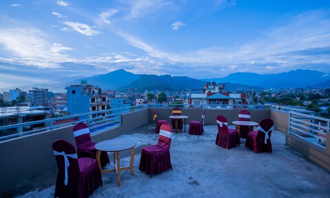 Pokhara Hotel | Hotel Pauwa Pokhara