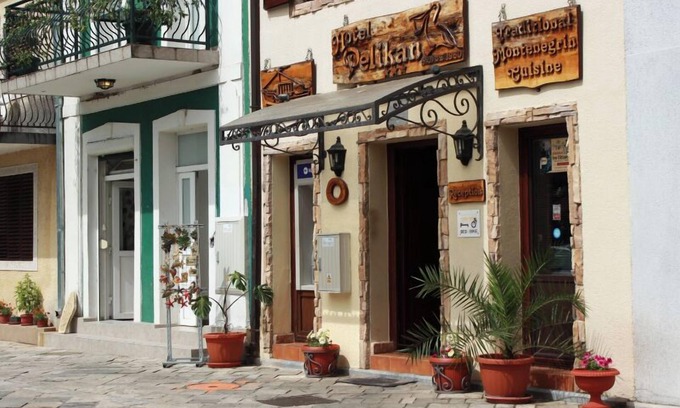 Virpazar Hotel | Hotel Pelikan