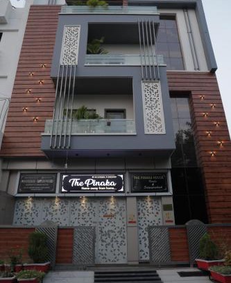 Gomti Nagar Hotel | Hotel Pinaka Inn