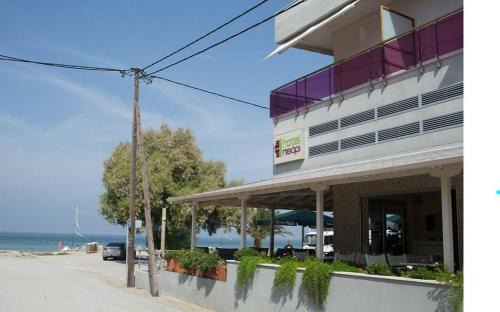 Agia Triada Hotel | Hotel Pithari