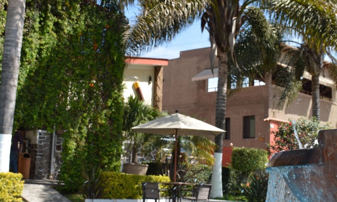 San Pedro Tlaquepaque Hotel | Hotel Posada Virreyes