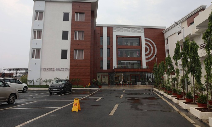 Ambikapur Hotel | HOTEL PURPLE ORCHID