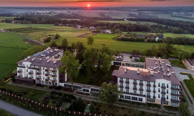 Tomice Hotel | Hotel Radocza Park Business