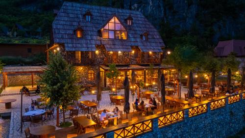 Theth Hotel | Hotel Restaurant Alpet Theth