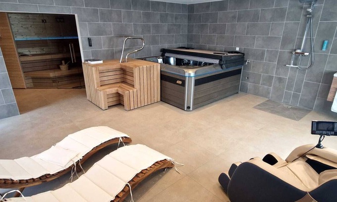 Fehrbellin Hotel | Hotel Rhin Inn