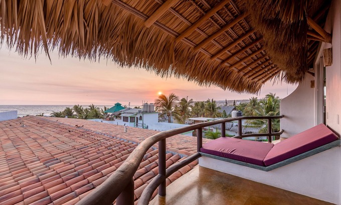 Brisas de Zicatela Hotel | Hotel Rockaway