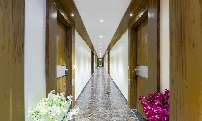 Vadodara Hotel | Hotel Rose Gold