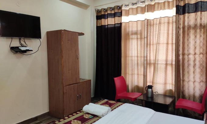 Chhota Shimla Hotel | Hotel Royale View