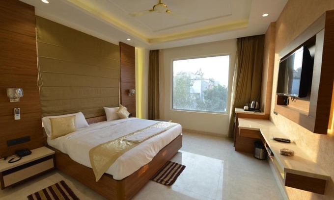 Pink City Hotel | Hotel RR 62-Jaipur City Centre Hotel