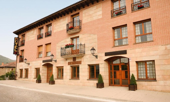 Vinuesa Hotel | Hotel Rural Villa de Vinuesa