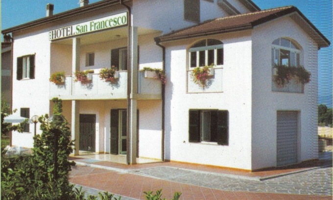 Stroncone Hotel | Hotel San Francesco Inn
