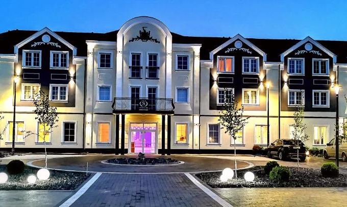 Belsk Duzy Hotel | Hotel Sevilla Gold