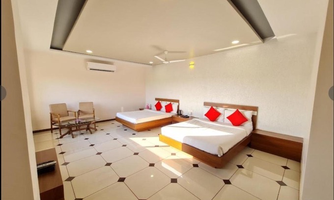 Bhojpur House | Hotel Shiv Shakti, Kiratnagar, Madhya Pradesh