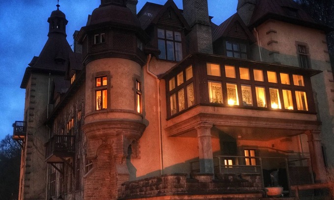 Huskvarna Hotel | Hotel Slottsvillan