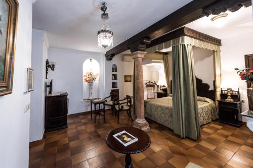 Old Town Hotel | Hotel Soho Boutique Palacio San Gabriel