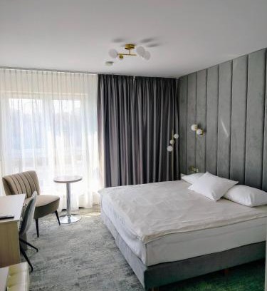 Nowy Dwor Mazowiecki Hotel | Hotel Sokołowska Airport Modlin