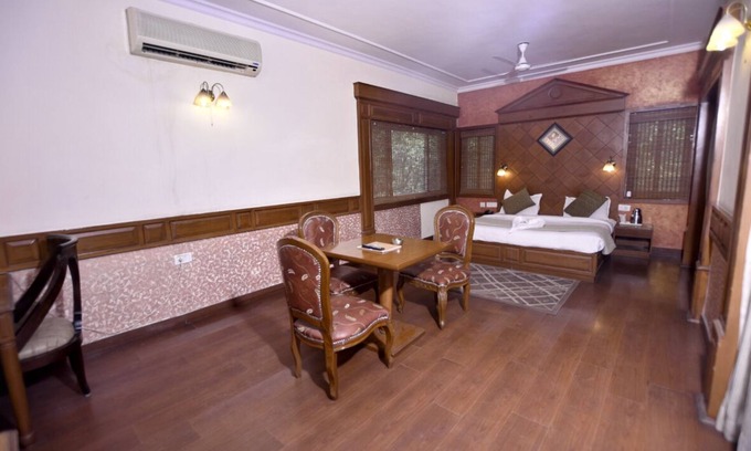 Rudrapur Hotel | Hotel Sonia