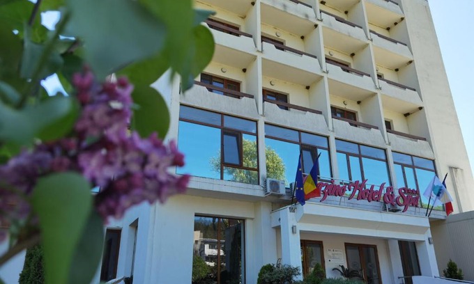 Sarata-Monteoru Hotel | Hotel Spa Cazino Monteoru