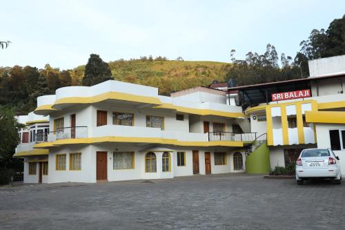 Thalayathimund Hotel | Hotel Sri Balaji