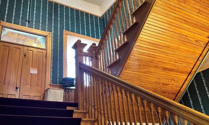Cripple Creek Hotel | Hotel St. Nicholas
