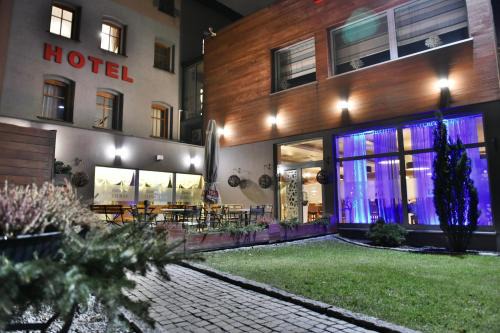 Piekary Slaskie Hotel | Hotel Stara Kamienica