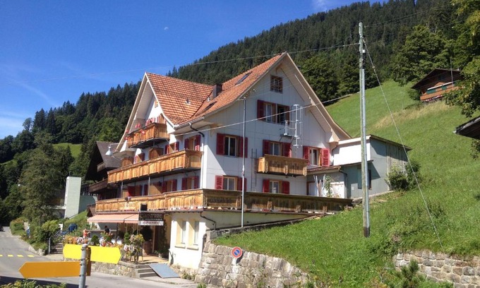 Sundlauenen Hotel | Hotel Sterne
