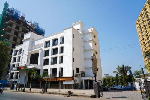 Dahisar East Hotel | Hotel Sun Shine Inn