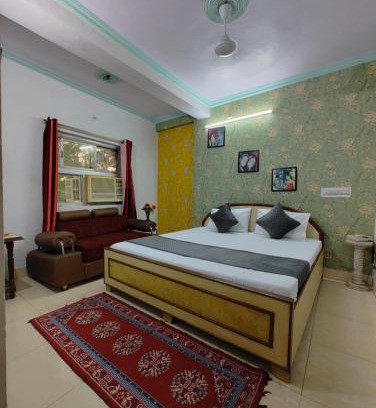 Rakabganj Hotel | Hotel Swarajya Palace