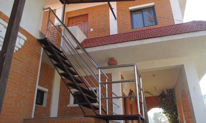 Madhyapur Thimi Apartment | Hotel Swiss