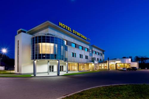 Osjakow Hotel | Hotel Symfonia Osjaków